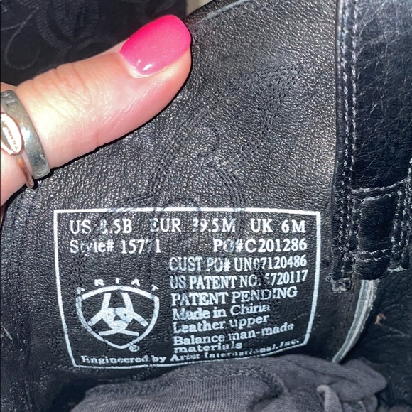 Ariat boots - Picture 3 of 3